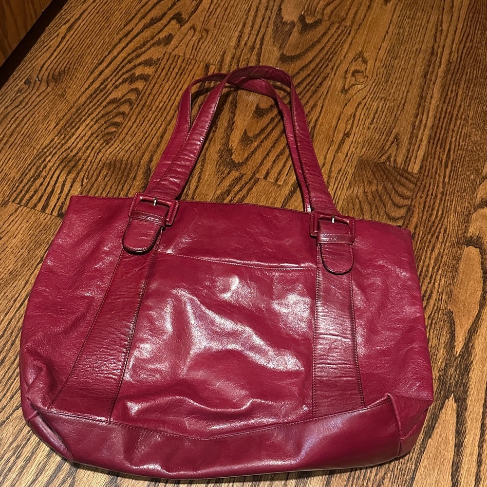 HOBO Large Raspberry Leather Tote with Front Pocket